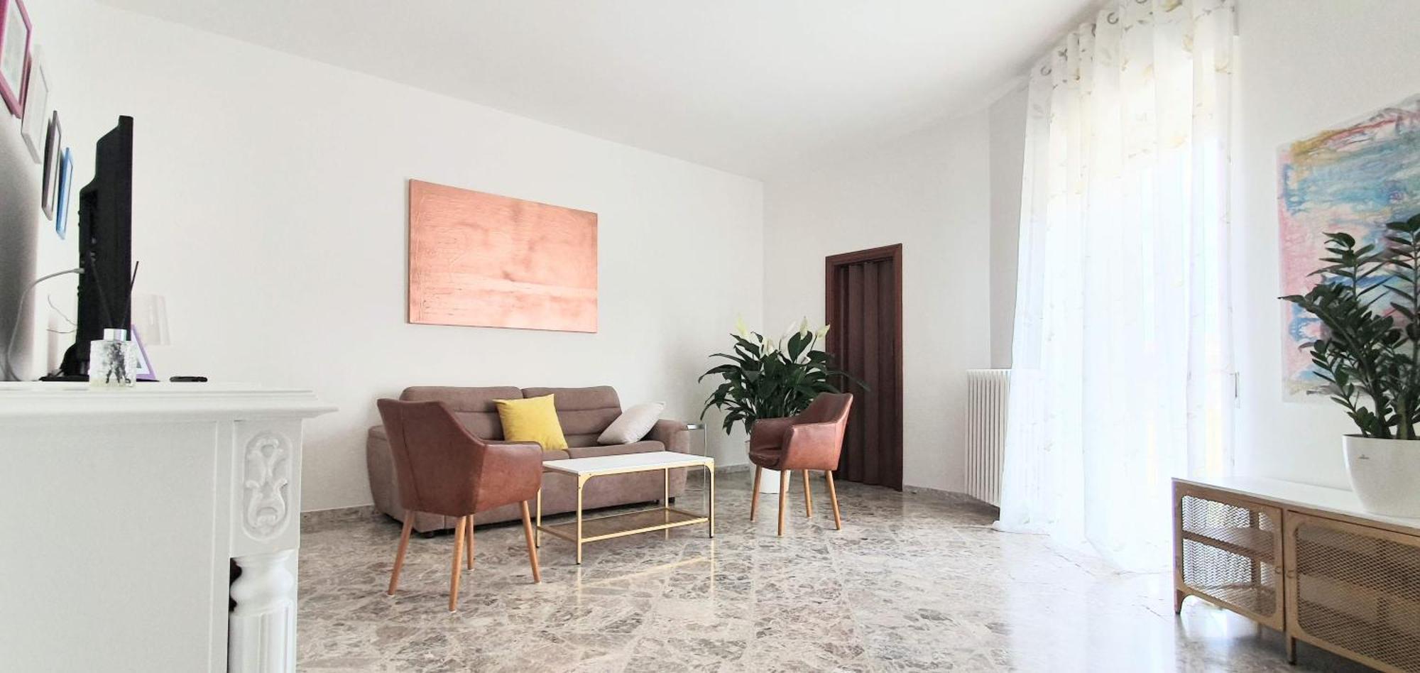 Angela'S Apartment. Elegant Two Bedroom House In Irsina מראה חיצוני תמונה